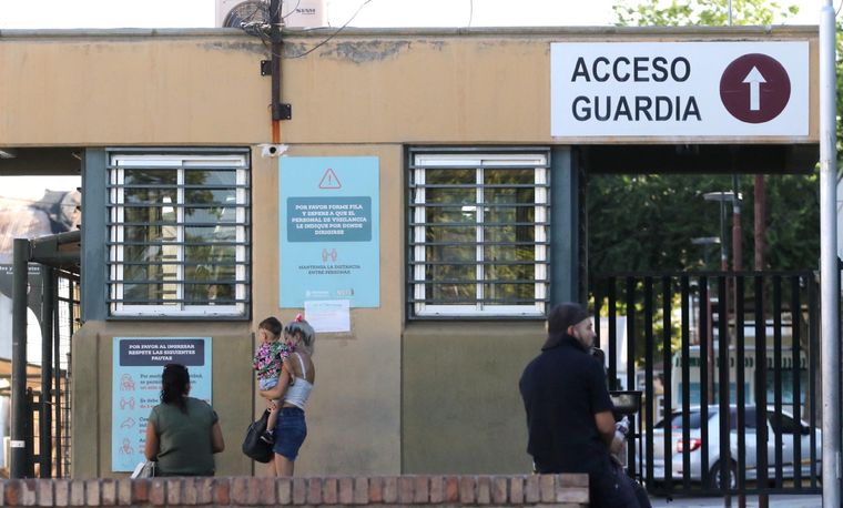 La guardia del Hospital Notti presentó una alta demada Foto: Maximiliano Ríos/MDZ