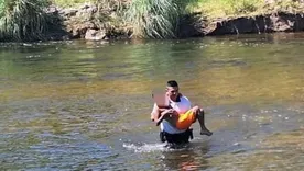 Un niño de 11 años fue rescatado por un policía luego de sufrir un episodio de asfixia por inmersión mientras se bañaba en un río de la localidad cordobesa de Despeñaderos.