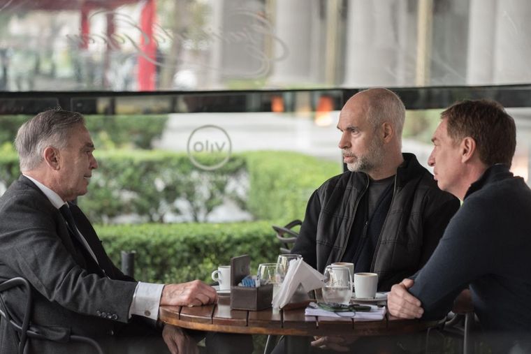 Miguel Ángel Pichetto junto a Horacio Rodríguez Larreta y Diego Santilli.