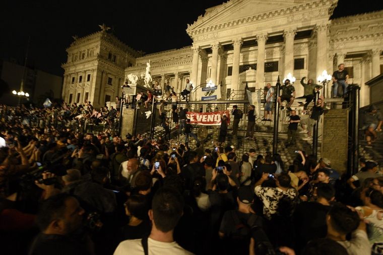 Cacerolazos en el Congreso. Foto ilustrativa Foto: Juan Mateo Aberastain Zubimendi