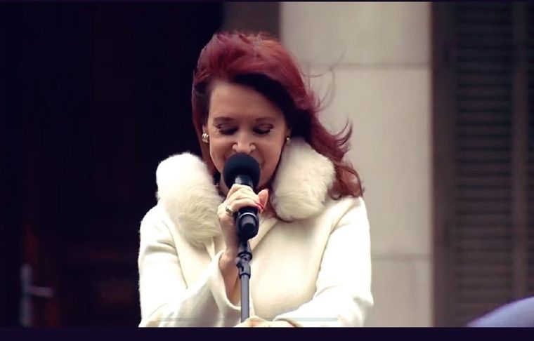 Foto: Twitter @TheMemily