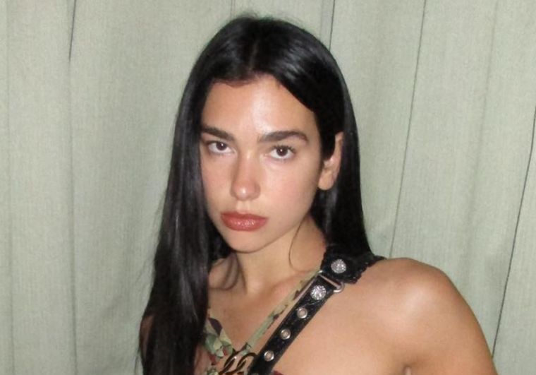 Sin dudas, no hay nada que le quede mal a Dua Lipa. Foto: Instagram: dualipa