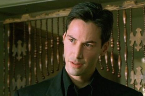 Keanu Reeves impulsó aún más su carrera con la saga de ciencia ficción The Matrix.