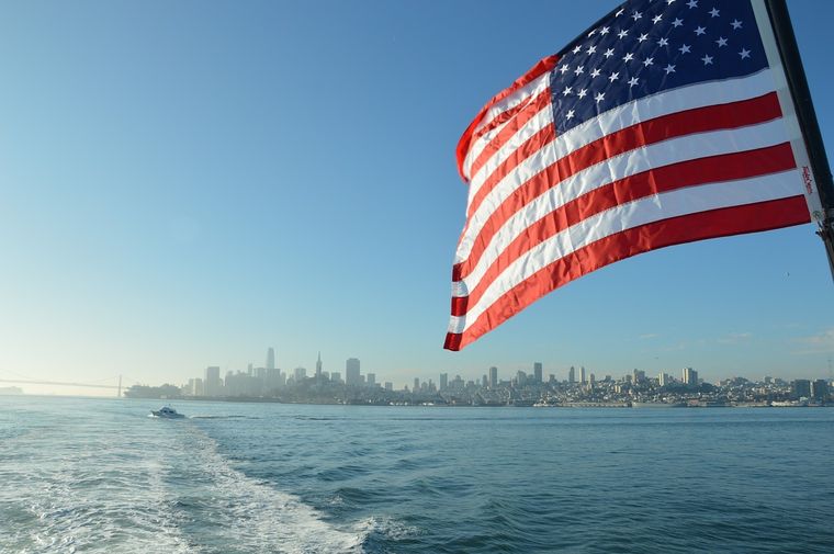 Desde los CDC evaluaron la situación actual de covid-19 y decidieron disminuir la cantidad de requisitos para los viajeros. Foto: Pixabay