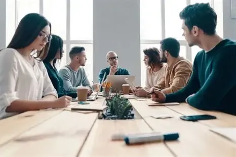Durante décadas, el modelo fue claro: estabilidad a cambio de previsibilidad y obediencia. Durante décadas, el modelo fue claro: estabilidad a cambio de previsibilidad y obediencia.