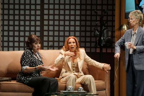 Viuda e Hijas llega a Mendoza. Viuda e Hijas llega a Mendoza.