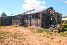 como funciona la empresa que construye casas con residuos plasticos