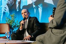 Guillermo Francos difundió números de cuántos argentinos son los que emigraron en los últimos diez años. Foto: Atrezzo Productora - UIC
