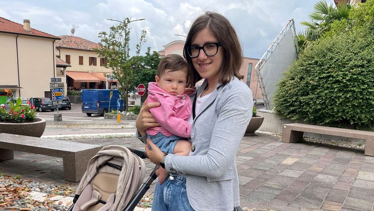 Valentina está lista para regresar al trabajo y su hija Diletta será cuidada por su familia.