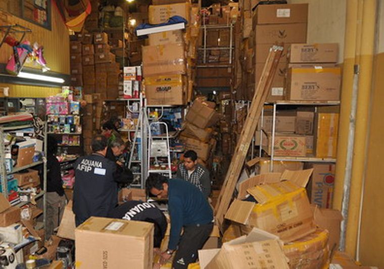 Se secuestró mercadería por un millón de pesos aproximado. Foto: Nacho Gaffuri / MDZ