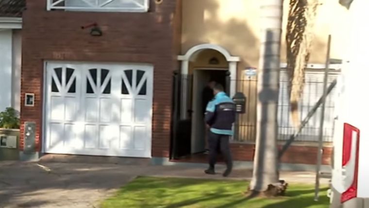 El filicidio ocurrió en la calle Díaz Vélez 192. El filicidio ocurrió en la calle Díaz Vélez 192.