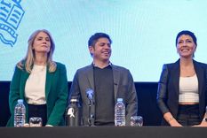 Kicillof, junto a Magario y Mayra Mendoza