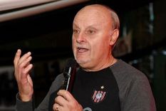 Di Pierro y una lluvia de críticas despiadadas para los jugadores de Chacarita.