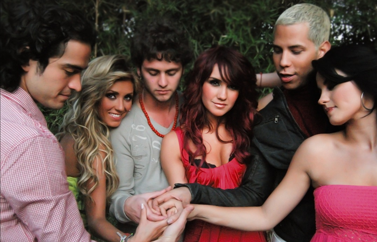 RBD es una banda muy popular gracias a la serie Rebelde.