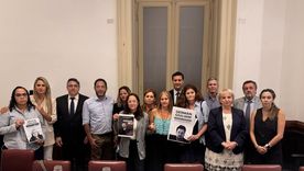 La reunión con los familiares de Nahuel Gallo y Germán Giuliani en el Congreso. La reunión con los familiares de Nahuel Gallo y Germán Giuliani en el Congreso.