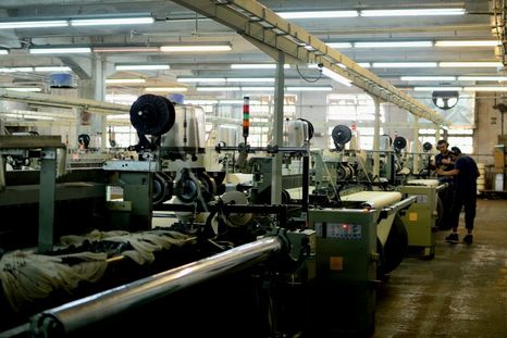 La industria textil continúa enfrentando una crisis que parece no tocar fondo Foto: Prensa Gobierno La industria textil continúa enfrentando una crisis que parece no tocar fondo Foto: Prensa Gobierno