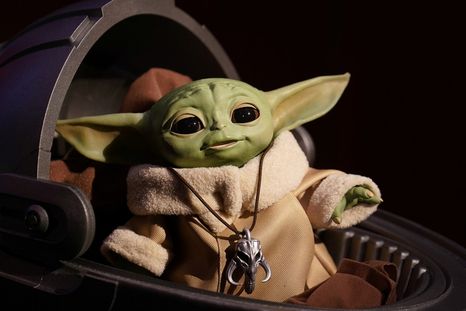 Un encanto: Disney dio a conocer los diseños originales del Baby Yoda