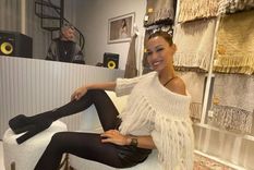 Mirá el look de Carolina Ardohain en el Teatro Colón. Mirá el look de Carolina Ardohain en el Teatro Colón.