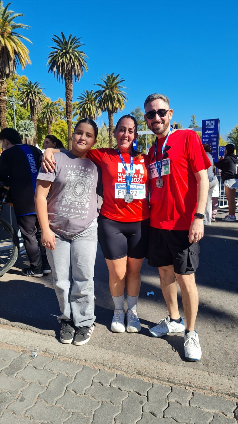 Morena, Valeria Y Gabriel 4 km Morena, Valeria Y Gabriel 4 km
