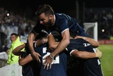 El Azul continúa con el armado del plantel de cara a la Copa de la Liga Profesional. El Azul continúa con el armado del plantel de cara a la Copa de la Liga Profesional.