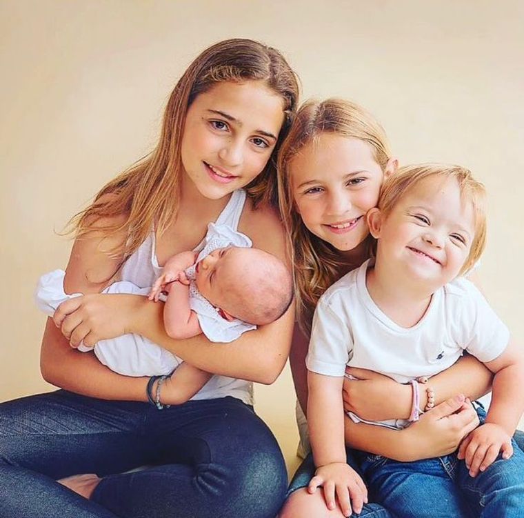 Las tres hermanas de Santos. Las tres hermanas de Santos.