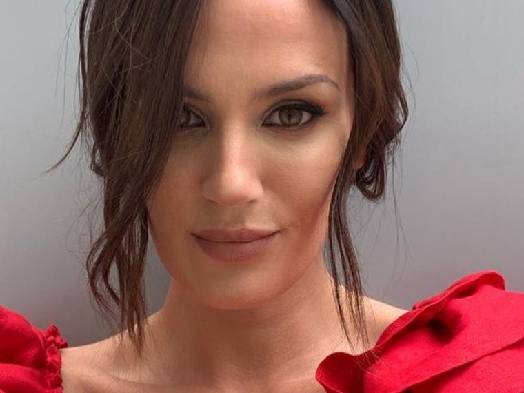 Paula Chaves se anima a usar vestidos estampados para esta temporada Foto: Pablo Layús