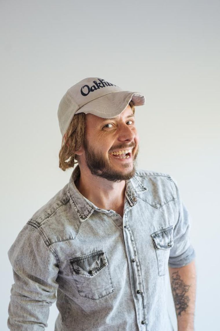 Con más de un millón de seguidores, el artista es hoy un referente indiscutido del humor en redes. Con más de un millón de seguidores, el artista es hoy un referente indiscutido del humor en redes.