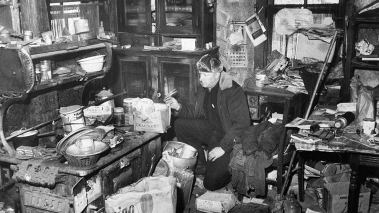 Así vivía Ed Gein. Así vivía Ed Gein.