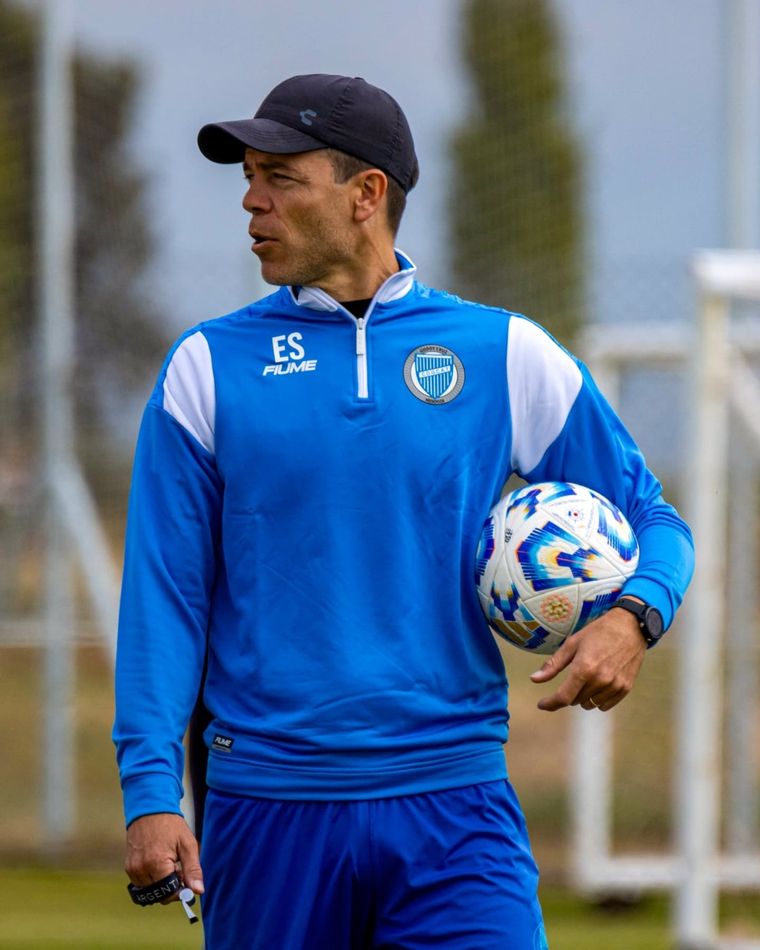 Esteban Solari, DT del Tomba. Foto: Instagram Godoy Cruz