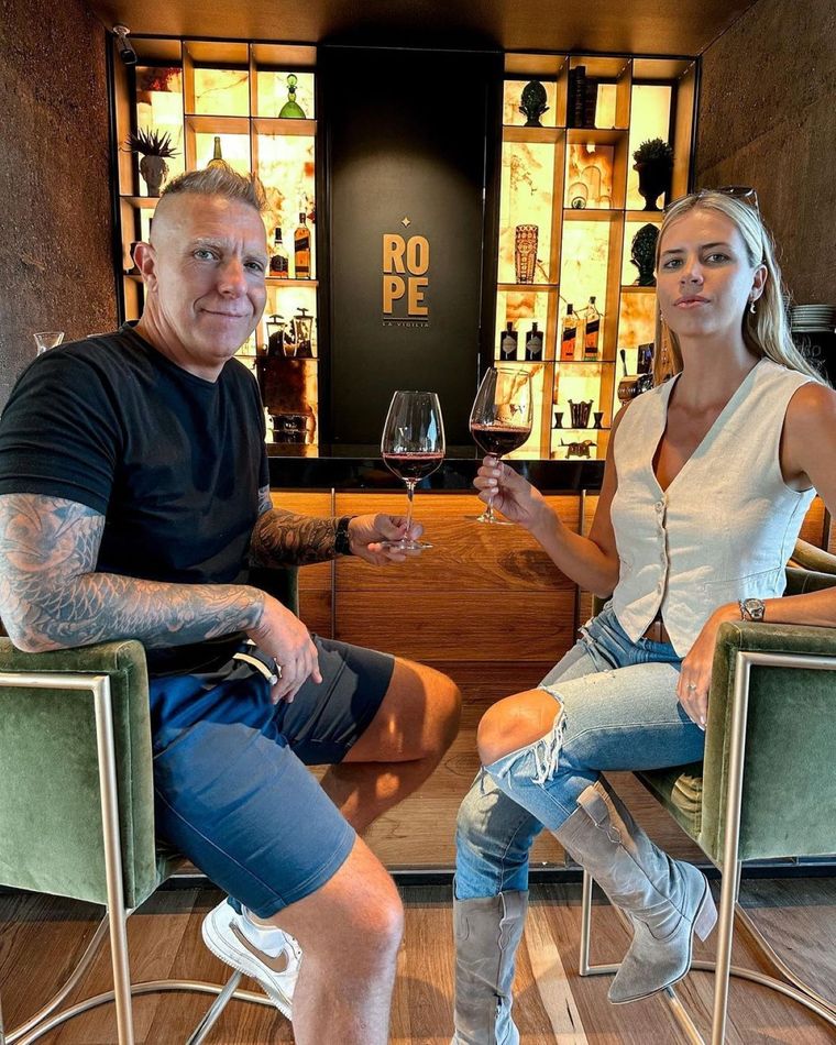 Coni Mosqueira nos da una lección de estilo con sus versátiles vestidos Foto: Instagram