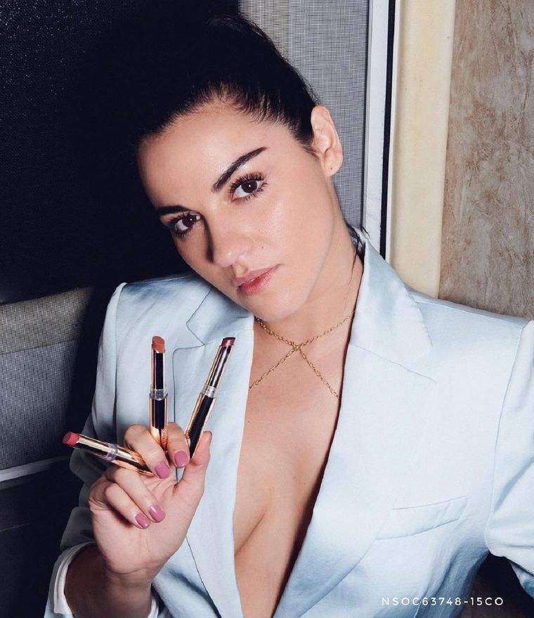 Maite Perroni está cosechando los frutos de más de 2 décadas de trabajo incansable