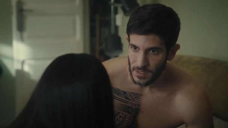 NETFLIX. El cuerpo en llamas