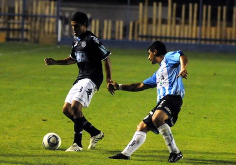 La Lepra repartió puntos con Atlético. Foto: Alf Ponce/MDZ