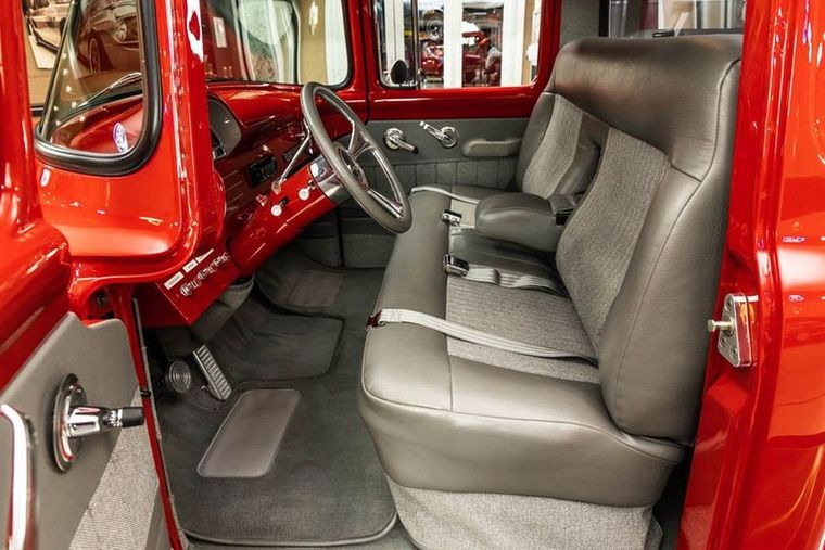 Ford F-100