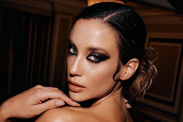 María Pedraza actualmente es pareja del actor Álex González