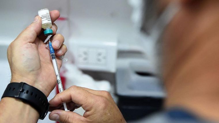 Argentina investiga una presunta trama que robaba medicamentos de hospitales para usarlos en fiestas.