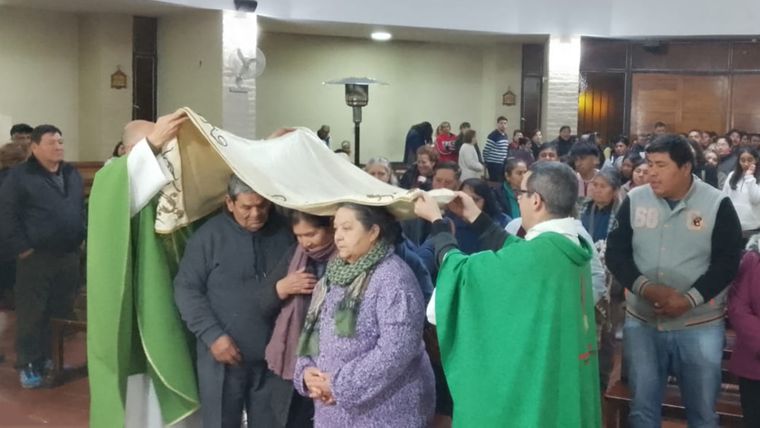 El manto de la virgen de Copacabana.&nbsp;