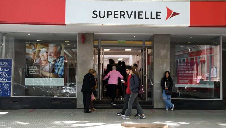 La actividad bancaria durante el paro Foto: ALF PONCE MERCADO / MDZ