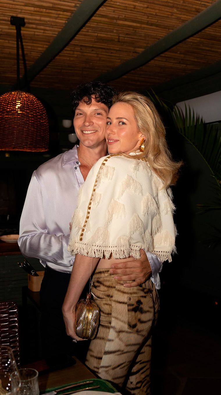 Facundo Garayalde y Grace Goldsmith. Facundo Garayalde y Grace Goldsmith.