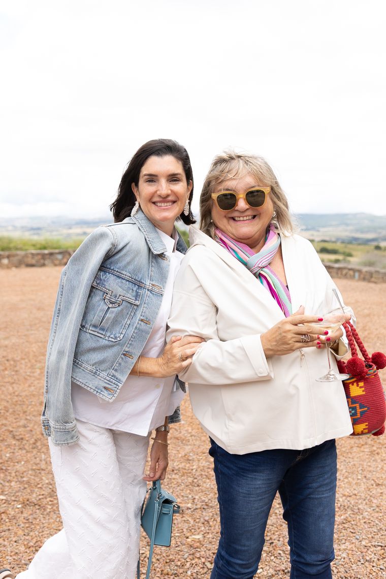 Malala Artola y María Noel Vaeza. Malala Artola y María Noel Vaeza.