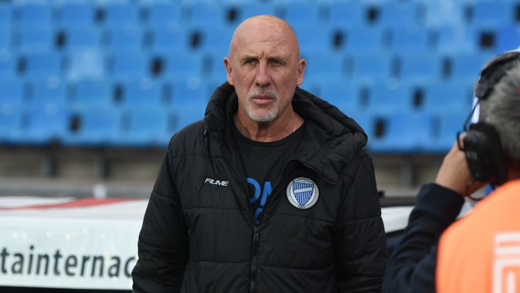 El director técnico habló ante los medios. Foto: Santiago Tagua / MDZ