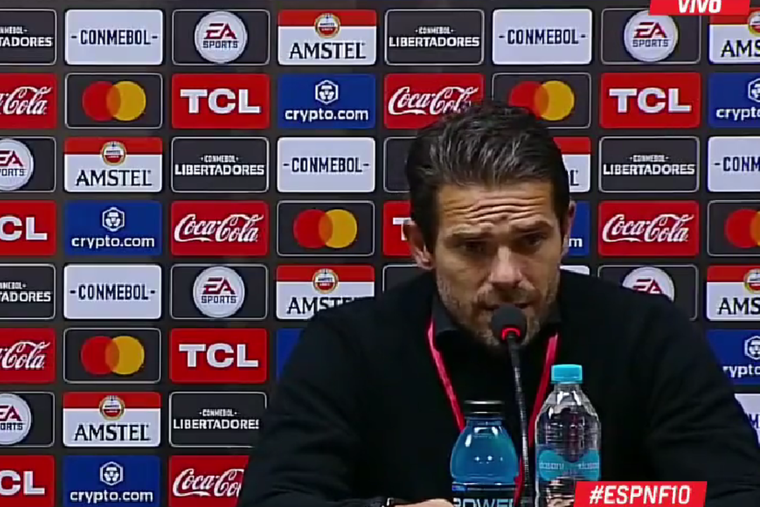 Gago destacó la reacción de Racing en condiciones hostiles como la altura