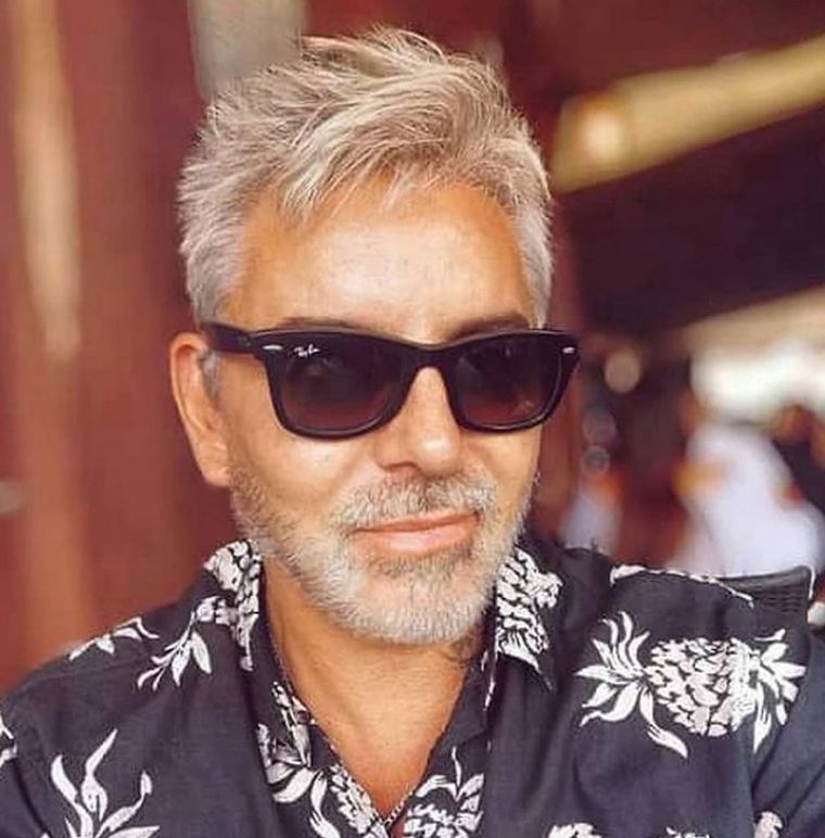 Cipolat daba conferencias de temas cósmicos en México