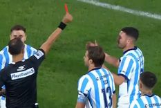 Martínez fue expulsado tras una revisión del VAR durante el duelo entre Racing y Rosario Central. Martínez fue expulsado tras una revisión del VAR durante el duelo entre Racing y Rosario Central.
