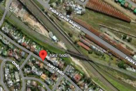 El robo ocurrió en el domicilio ubicado en la calle Juez Tedín, Barrio Parque. El robo ocurrió en el domicilio ubicado en la calle Juez Tedín, Barrio Parque.