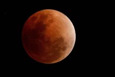 La Luna, satélite natural de la Tierra Foto: EFE