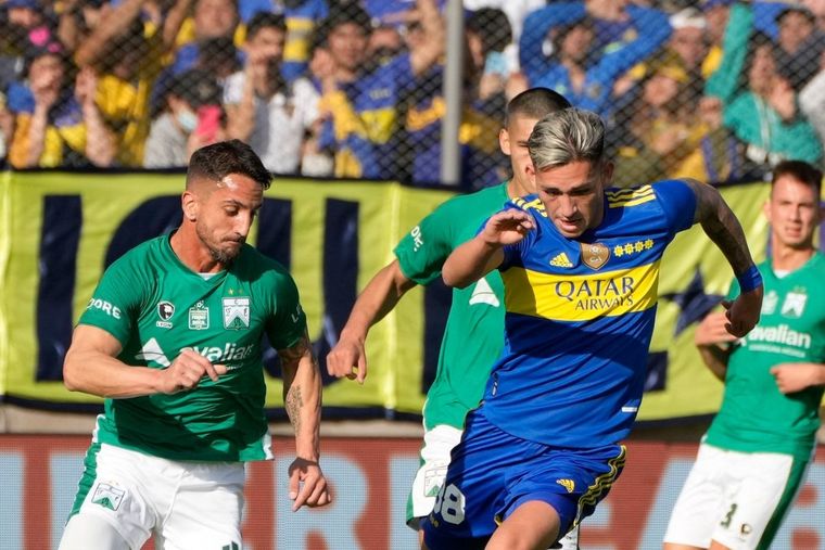Boca y Ferro no se sacan diferencias en el segundo tiempo de los dieciseisavos de final de la Copa Argentina.
