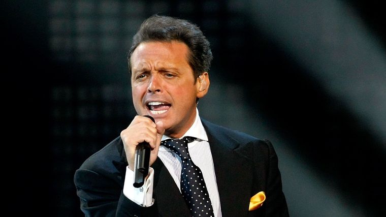 El galán Andrés García se agarró a los golpes con Luisito Rey, padre de Luis Miguel.