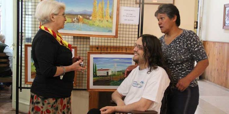 Los artistas interactuando como grandes amigos Foto: Maggie Ojcius/ Mediamza.com