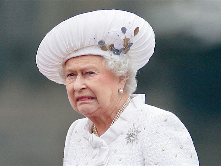 Más bisnietos para la Reina.